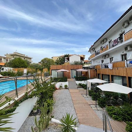 Beach Hotel Kapahi Pefkari Dış mekan fotoğraf