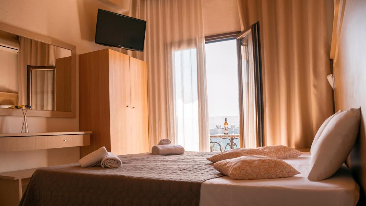 Beach Hotel Kapahi Pefkari Dış mekan fotoğraf