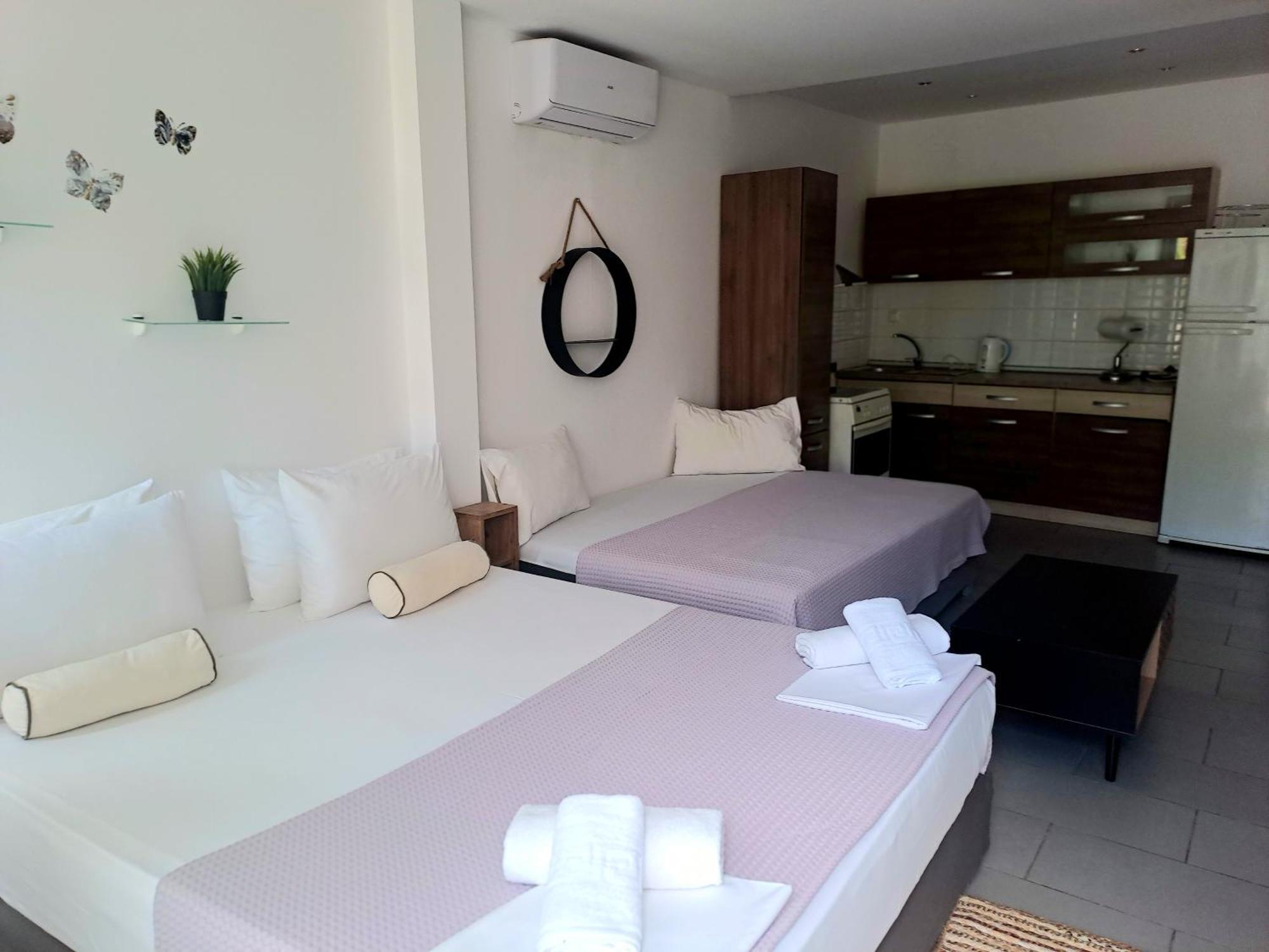 Beach Hotel Kapahi Pefkari Oda fotoğraf